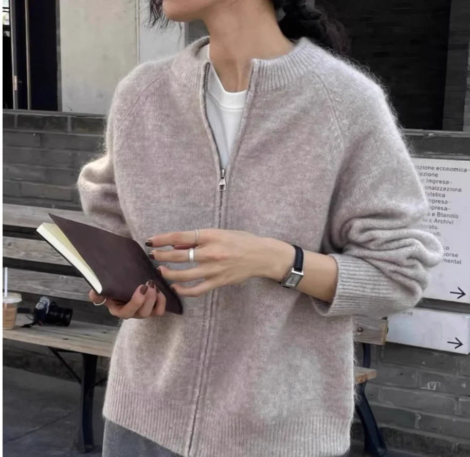 2025 Herbst und Winter neue Damen-Strickjacke aus 100 % Wolle, langärmelig, gestrickt, locker, warm, Damen-O-Ausschnitt-Jackenpullover – Detail 2