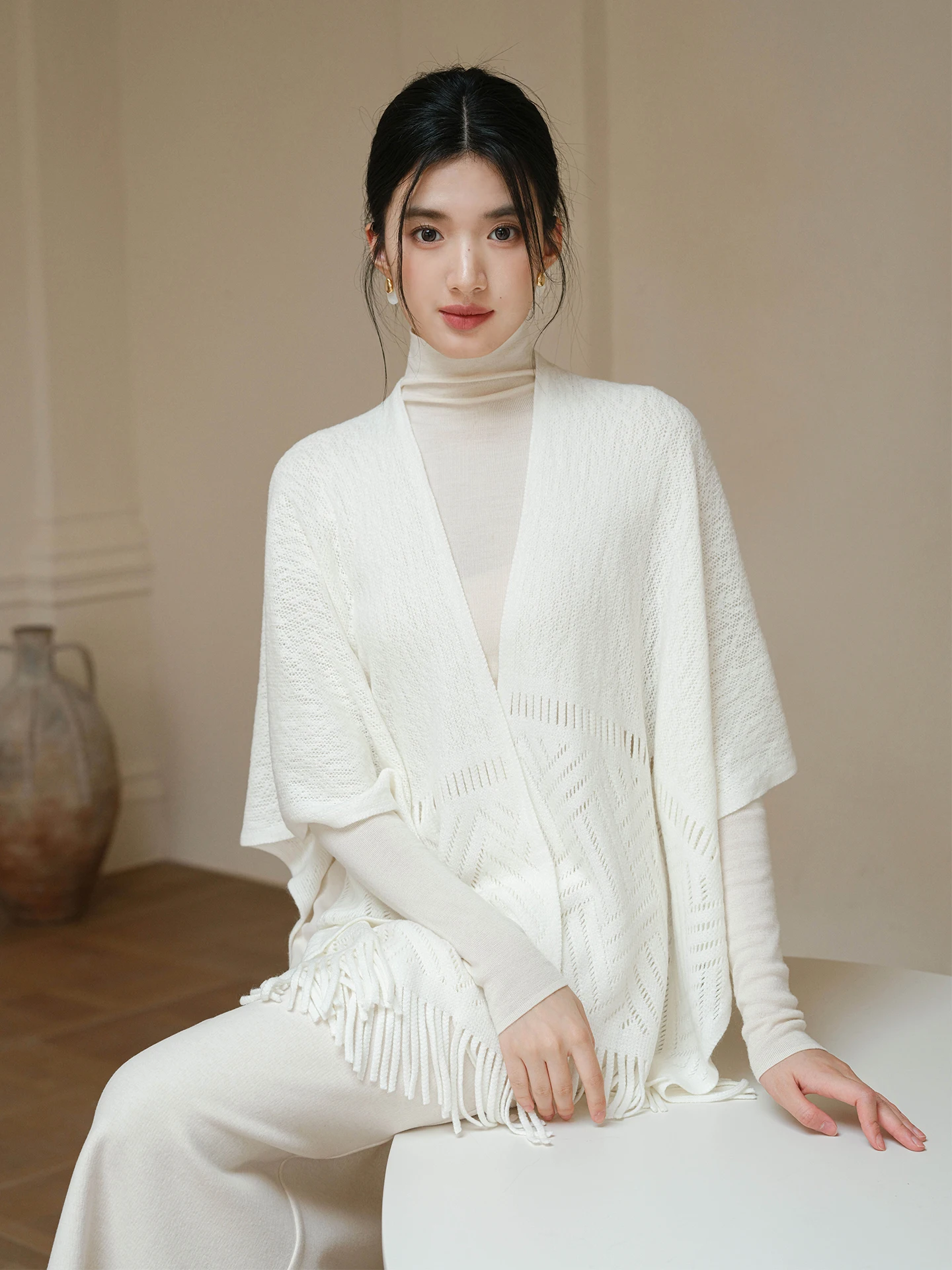 

Новая китайская вязаная ажурная кофта для женщин на осенне-зимний сезон, универсальная верхняя одежда в традиционном национальном стиле