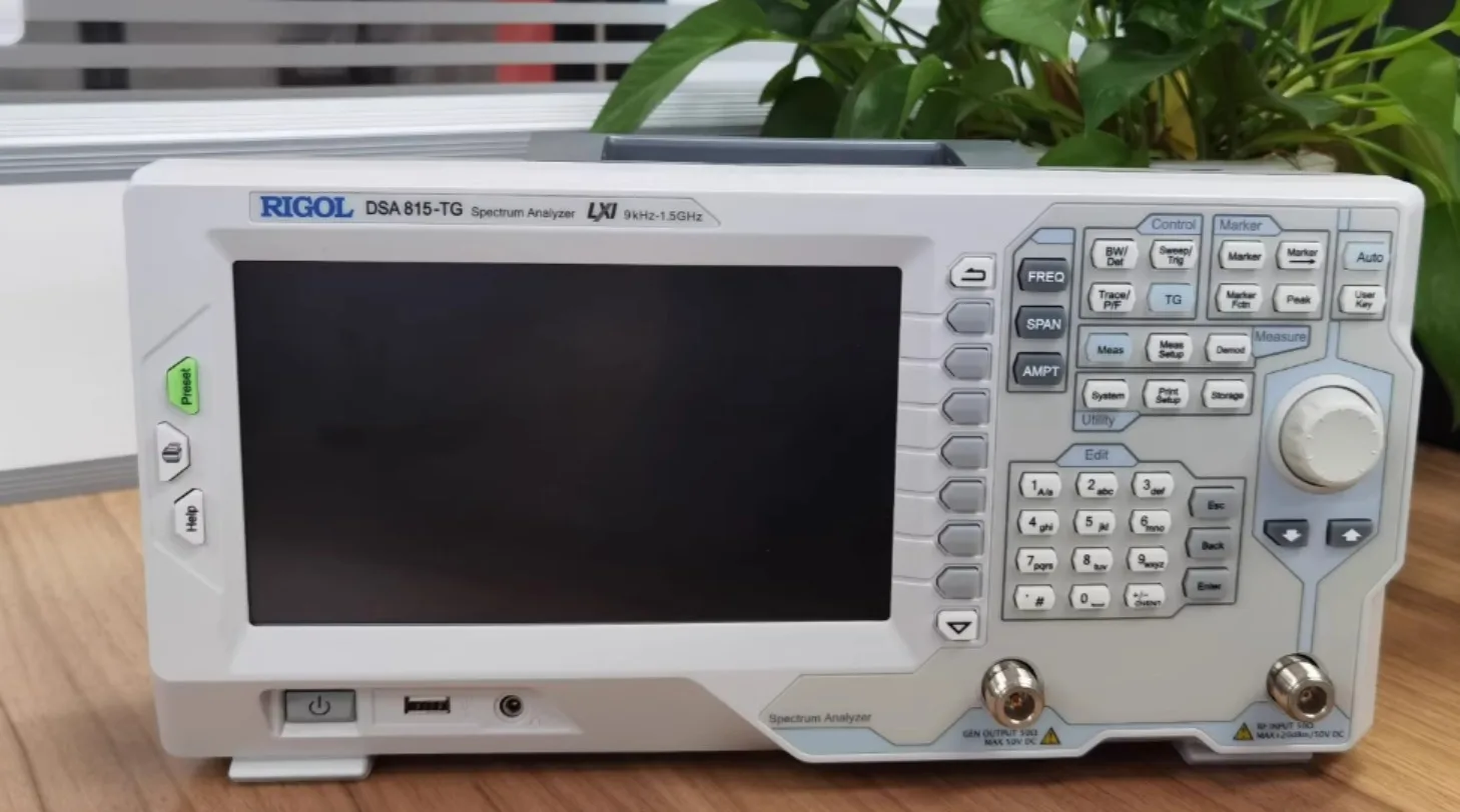 1pc Rigol DSA815-TG 9kHz to 1.5GHz with Pre-Amplifier and Tracking Generator*SY
