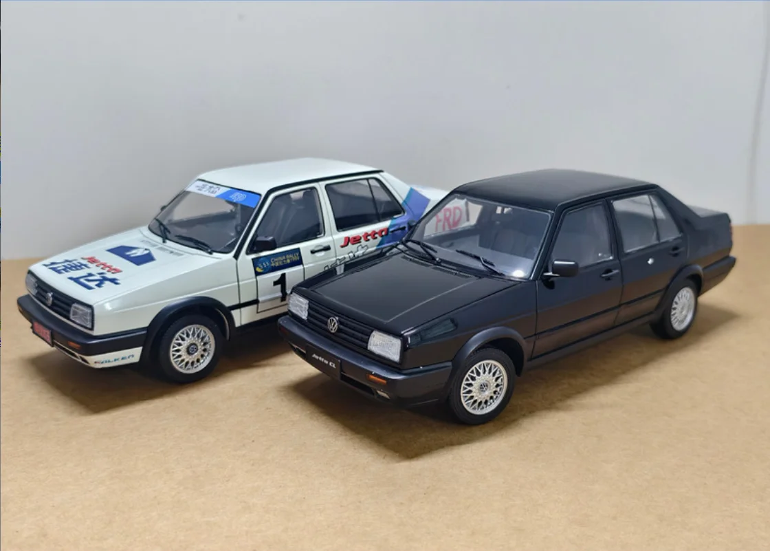 

Модель автомобиля Faw-Volkswagen Jetta GT Mk2, масштаб 1:18, из сплава, с квадратными фарами