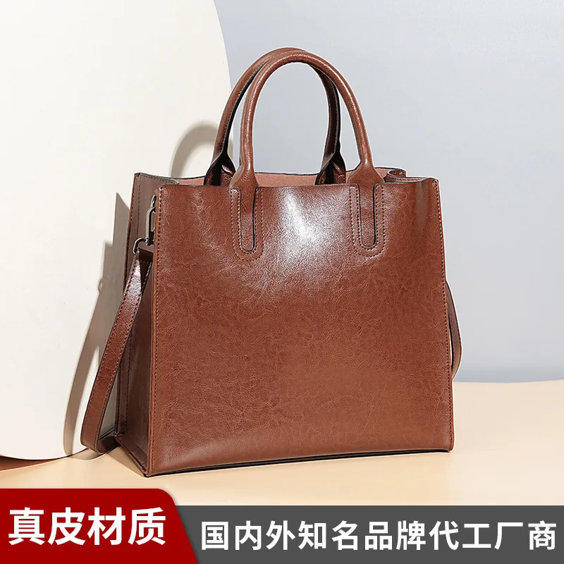 

сумка женская Waxed Leather Stitching Minimalist Tote Bag Brown Large Capacity Daily Use 2026 Spring Shoulder
