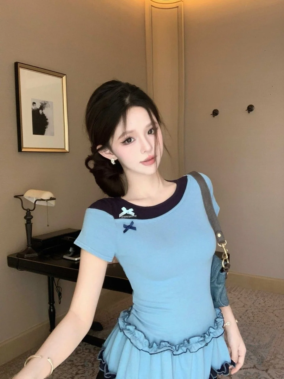 

Women's Sweet Edgy Color Block T-shirt - Bowknot Decor Ruffle Hem Short Sleeve Top, Slim Fit Kawaii Casual Outfit Spring Summe