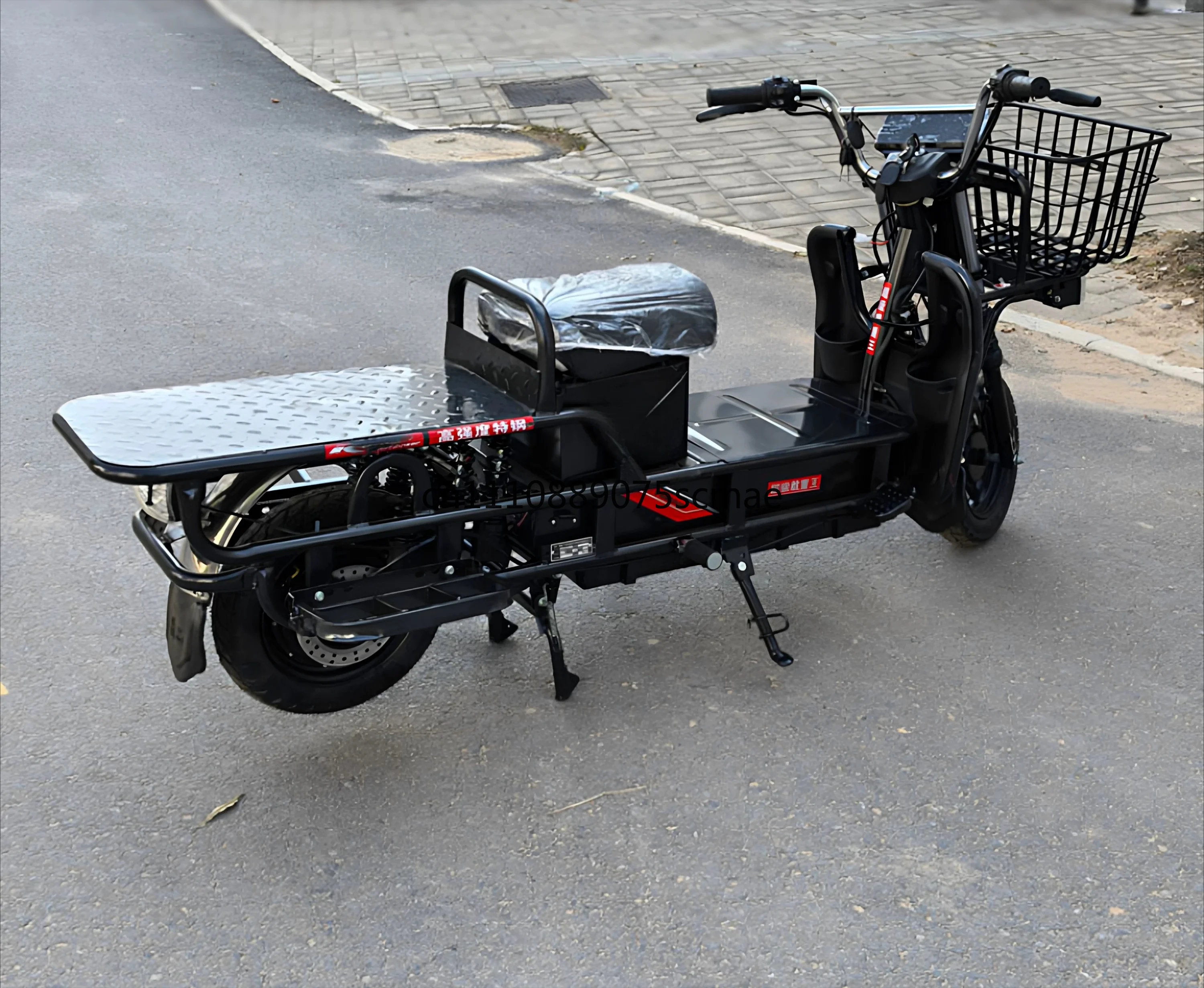 electric cargo moped fitted with large flat steel rack, strong climbing power ，long‑life battery for heavy‑goods transportation