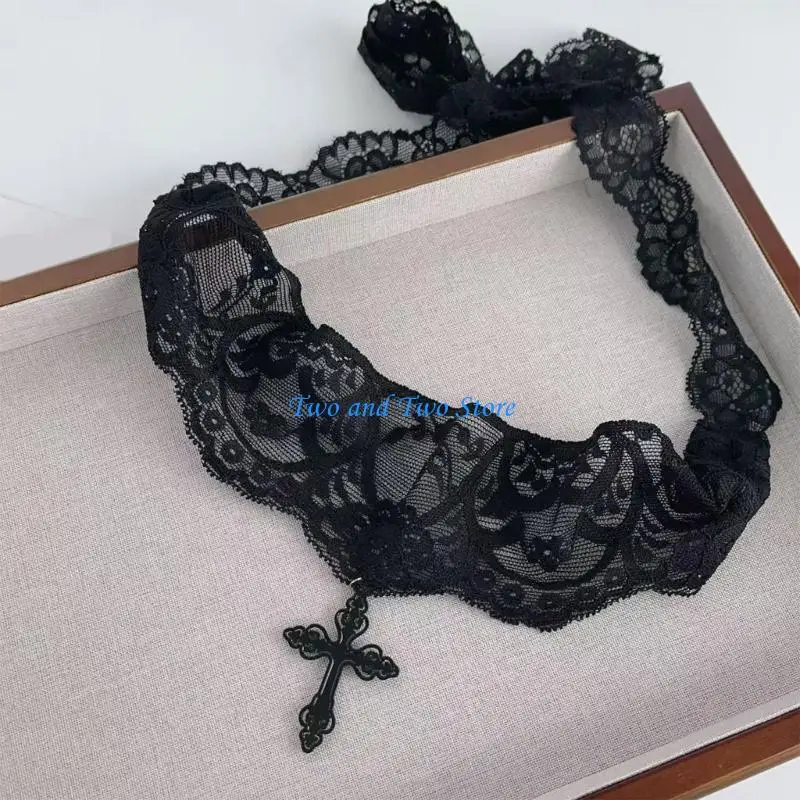 

HX6F Adjustable Lace Crosses Necklace With Fabric Handmade Vintage Designs for Women's Stylish Layer Accessories