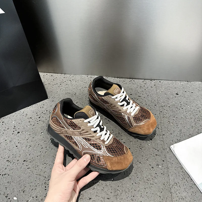 2025 Spring Color blocked New Casual Sports Shoes Thick soled Versatile Board Shoes for Women