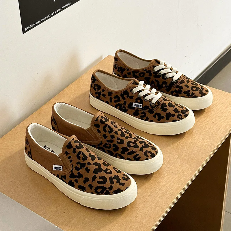 Leopard Canvas Shoes Men's and Women's Models Summer New Korean Students Board Shoes Street Shooting Running Casual Shoes Tide
