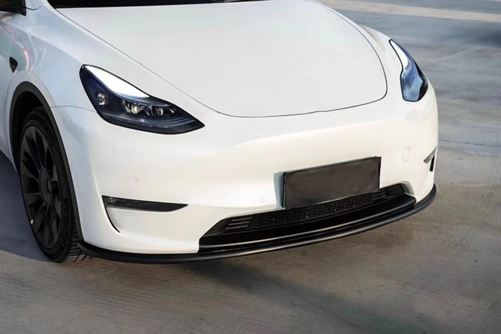 Carbon Fiber Front Lip Front Shovel Assembly For Tesla Model Y Model 3 2019 2020 2021 modified Auto Accessories