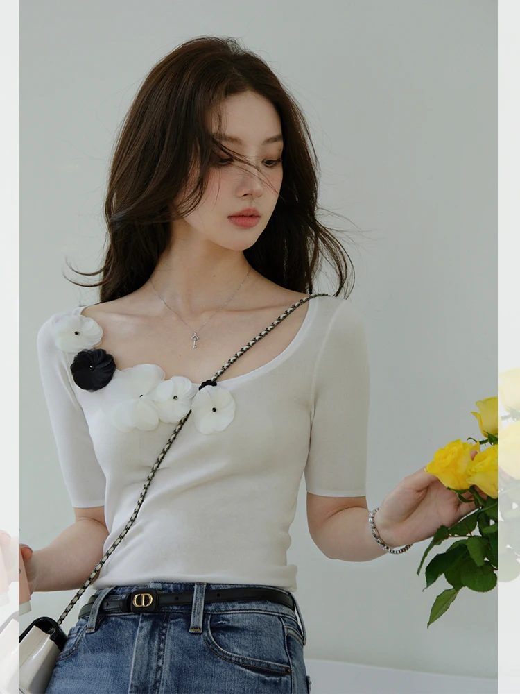 

Женский трикотажный топ ChillCozy M из смешанных волокон, длинный рукав, круглый вырез, крупный цветочный принт, весна 2024