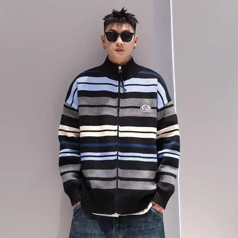 

Мужской вязаный свитер большого размера в полоску — повседневный пуловер в американском стиле с воротником-молнией на полумолнии на весну/осень