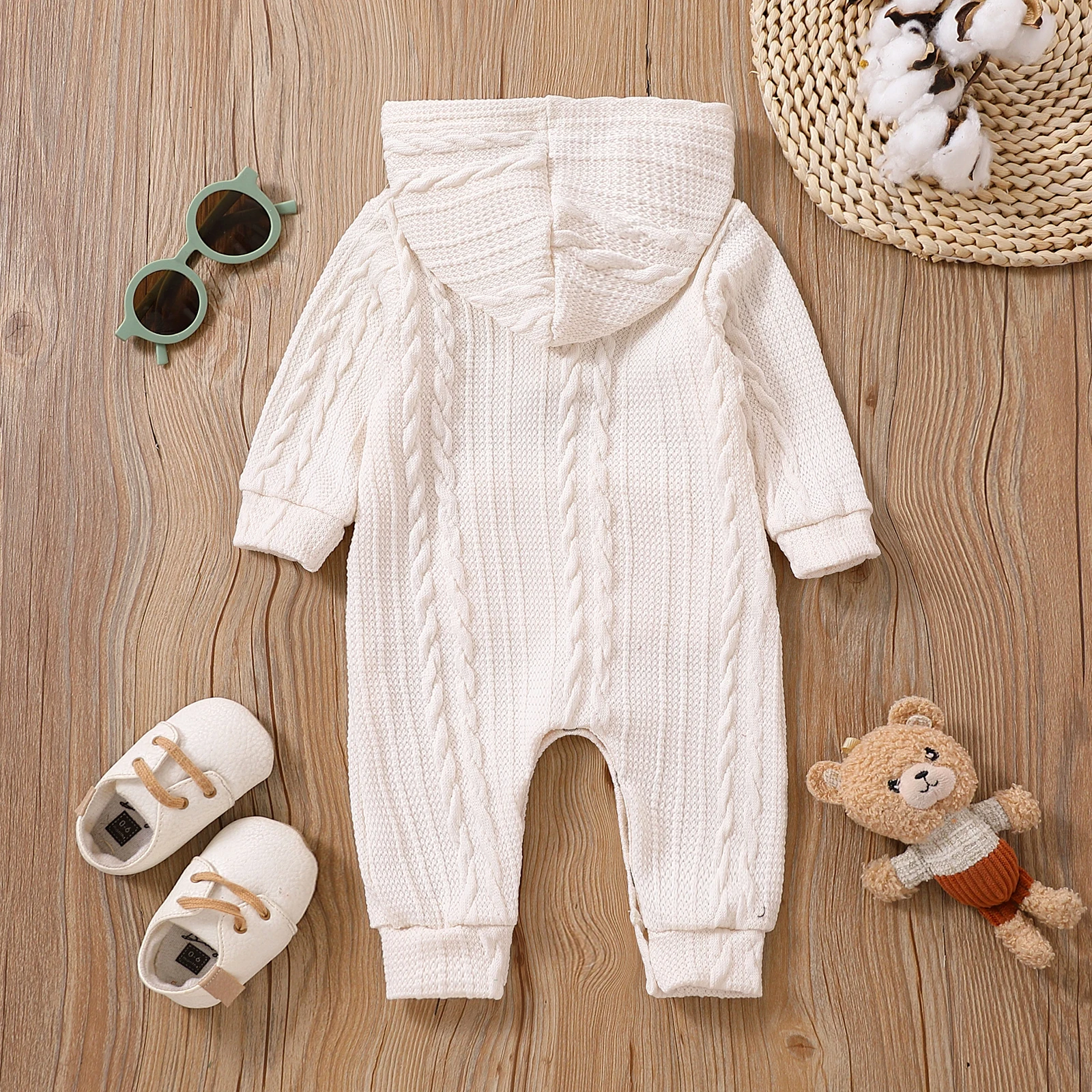 Spring, Autumn And Winter Festival Boys And Girls Infant Long-sleeved Korean Lively Hugh Knitted Solid Color Baby Romper