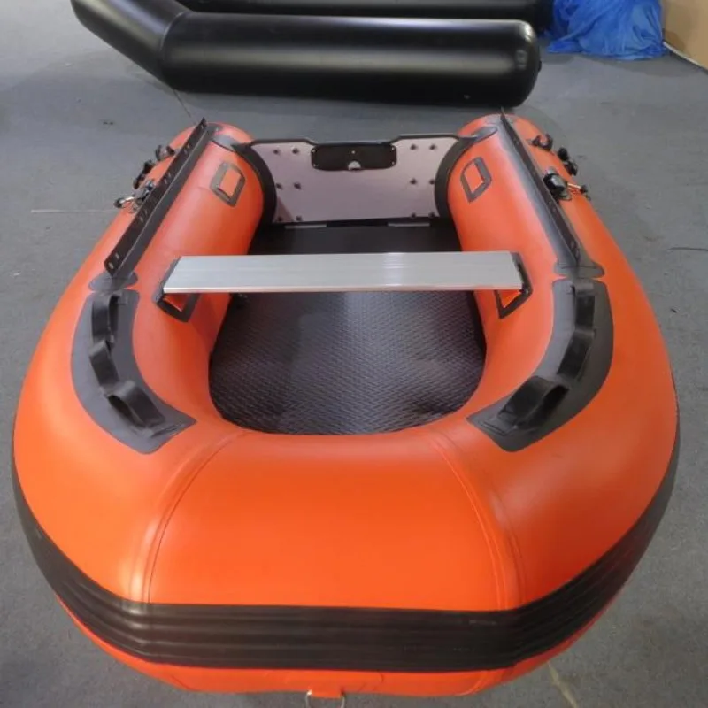 Pvc Material Inflatable Boat Inflatable Rubber Boat Inflatable Motor Boat with Transom Launching Wheel