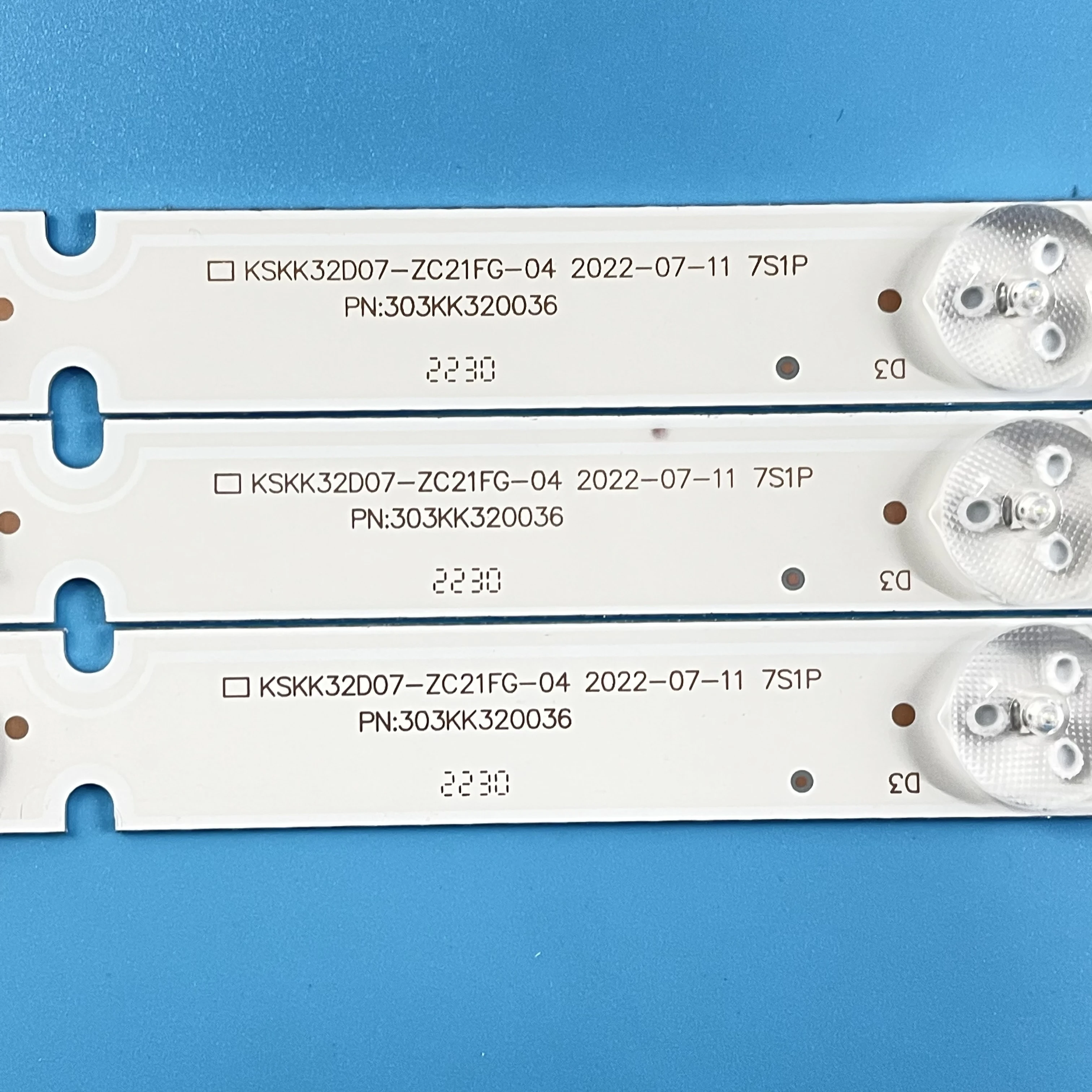Listwa oświetleniowa LED dla KSKK32D07-ZC21FG-04 DEXP H32C7200K Vox 32 yd350 kskk32d07-zc21fg-04 303 kk320036 KK320M02 KK320M11