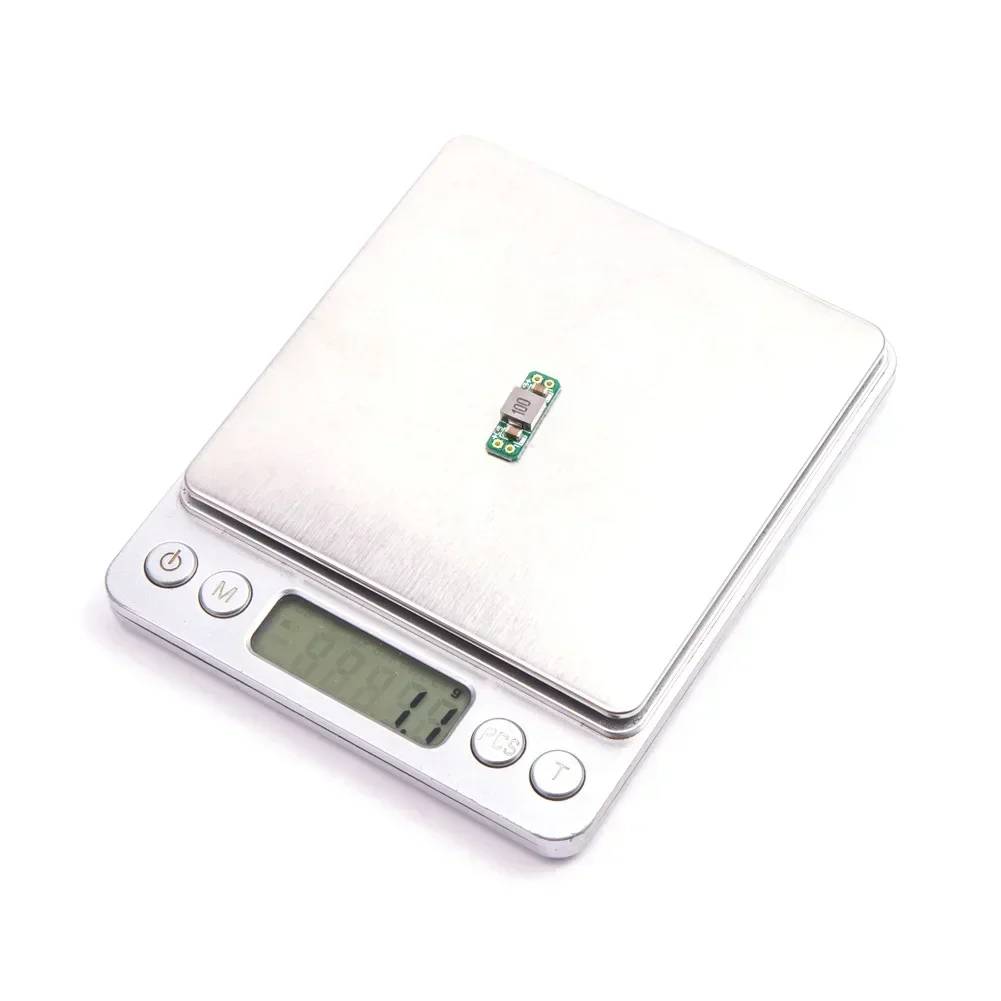 4 個の LC フィルターモジュール 3A 5-30V 内蔵逆極性保護 FPV ドローンの放射干渉の影響を軽減