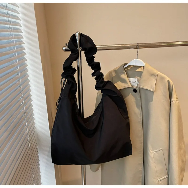 

New Large Capacity Tote Bag Simple Casual Commuting Handbag Fashion Versatile Underarm Single Shoulder Bag Travel Shopper Bolsos