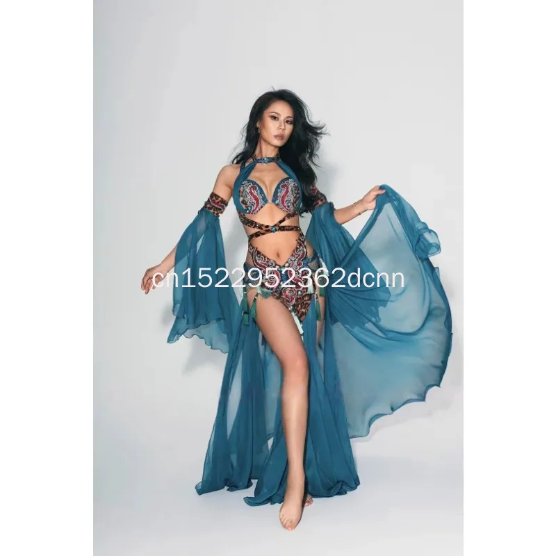 

Professional Belly Dance Performance Costumes Customization for Women Leopard Print with Red Elegant Oriental Dance Costumes