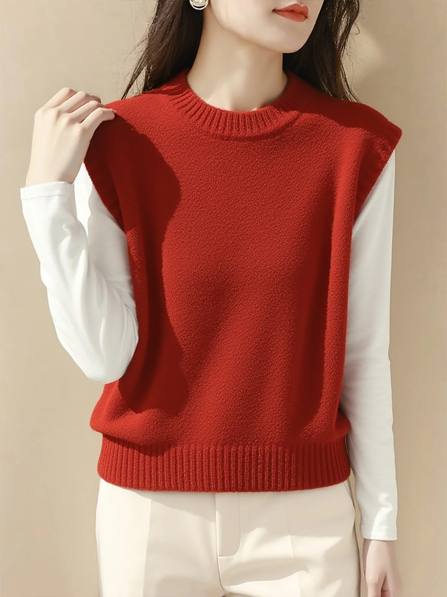 

Мягкий вязаный красный жилет с круглым вырезом, свободный крой, для женщин, повседневный, для многослойных образов, в стиле lazy fashion, на каждый день, комфортный