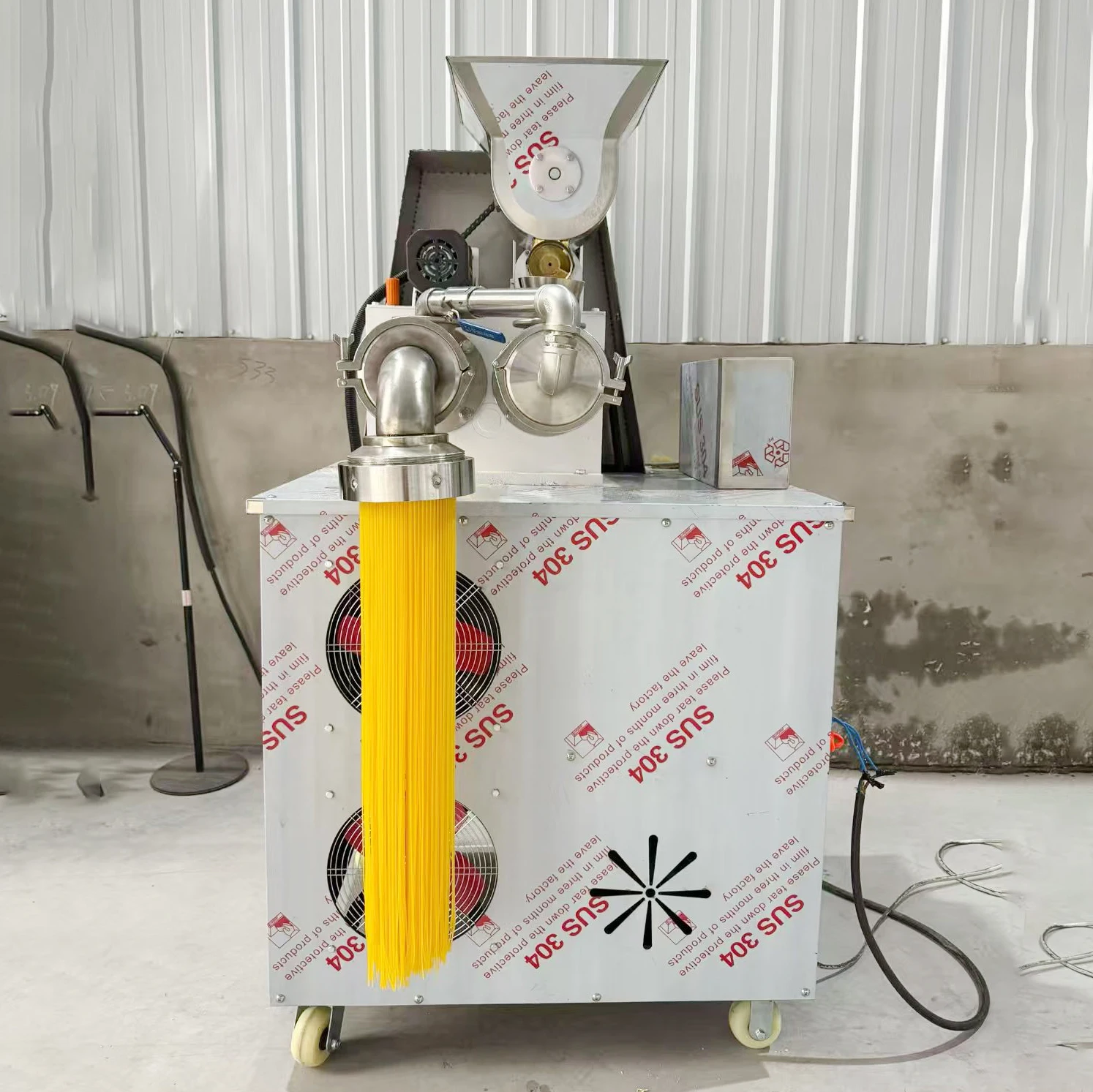 

Промышленная машина для производства сладкой сухой рисовой лапши, машина для изготовления кукурузной лапши, машина для экструдирования холодной рисовой вермишели