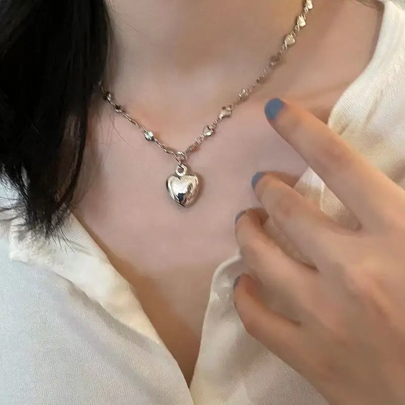 Lcr الأوروبية والأمريكية نمط جديد Ins الحد الأدنى العصرية القلب سلسلة بدلاية قلادة تنوعا العصرية الفولاذ المقاوم للصدأ الترقوة قلادة الأبيض K