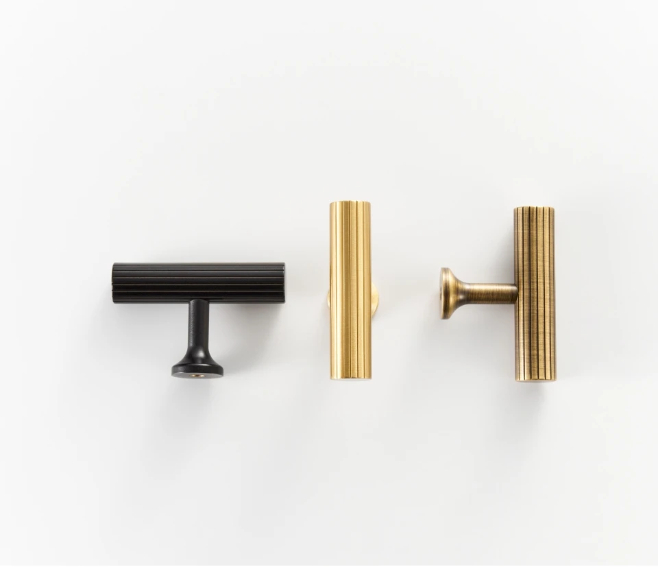 Nurlin Solid Brass Art Deco Vertical Lines Linear Kitchen Cabinet Knobs T Bars Bedroom Wardrobes Long Pull Drawer Handle