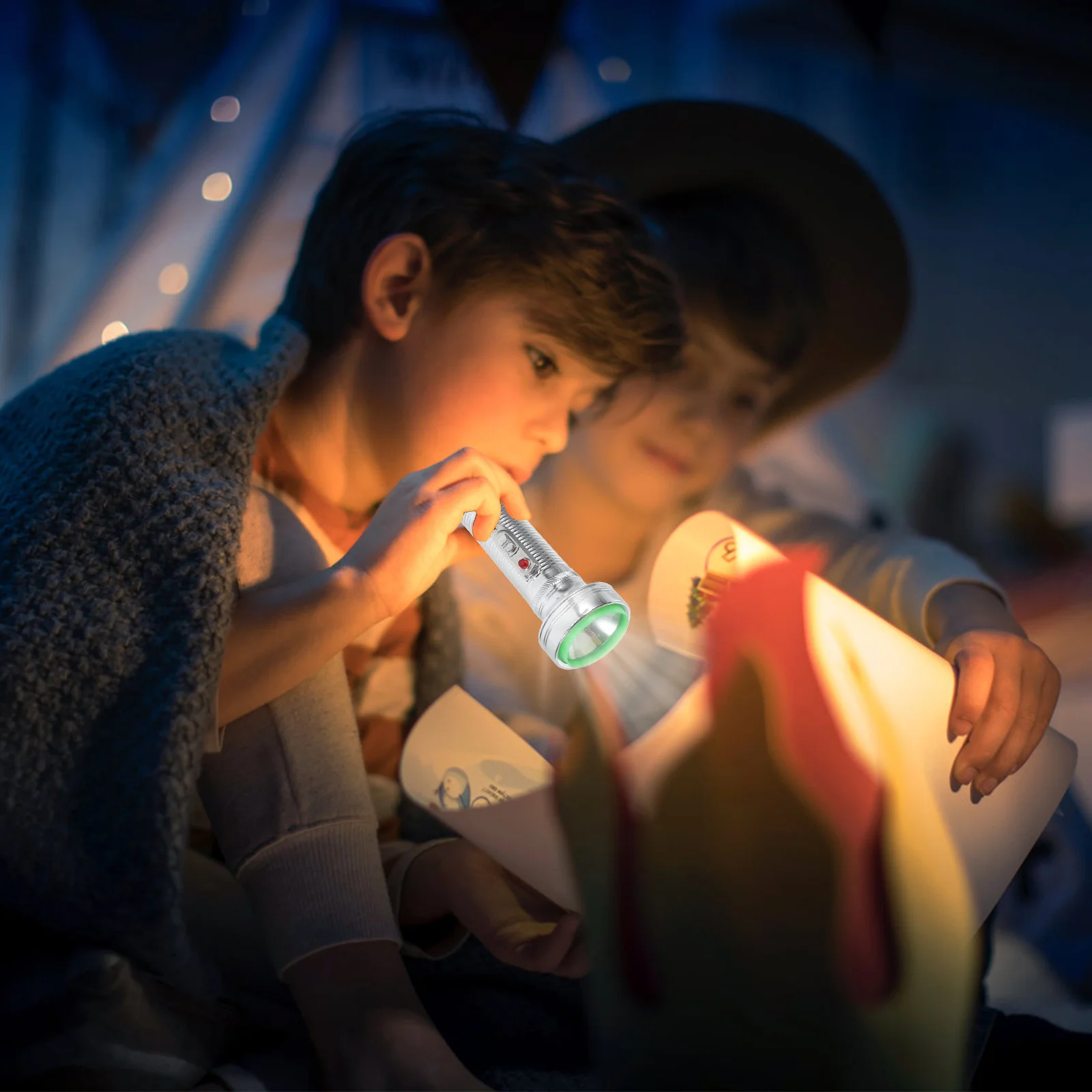 

1pc Old-Fashioned Flashlight Retro Metal Torch Vintage 70S Style Powered For Home Decor Outdoor Camping Hiking Party