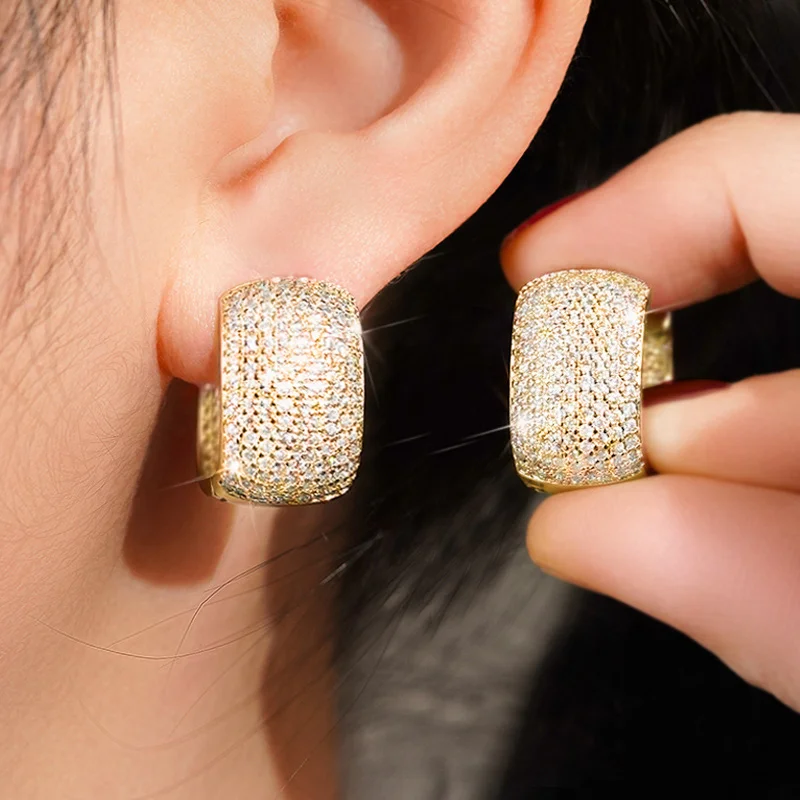 Huitan Bling Bling CZ Hoop Earrings for Women Daily Wear Sparkling Earrings Wedding Party High Quality Fashion Jewelry Hot Sale