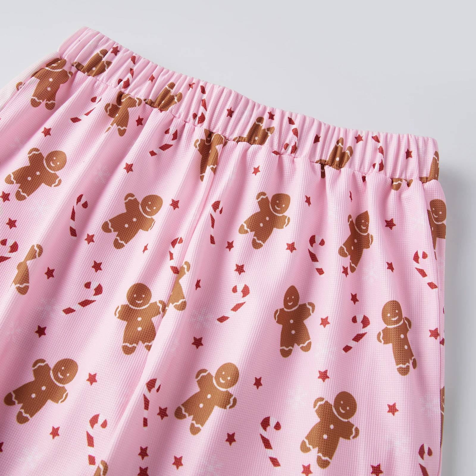 

Women Christmas Outfits Casual Gingerbread Print Long Sleeve Tops and Elastic Pants 2 Piece Set Streetwear