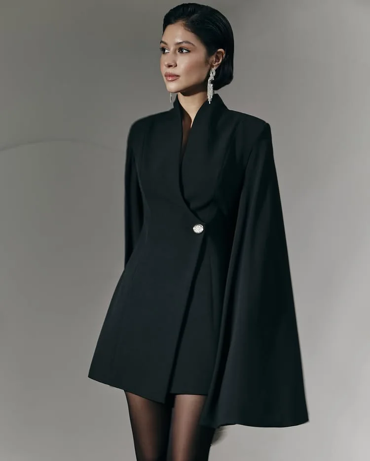 Formal Dinner Coat for Women V Neck Cloak Sleeves Patchwork Single Button Cape Style Evening Temperament Jacket Female New