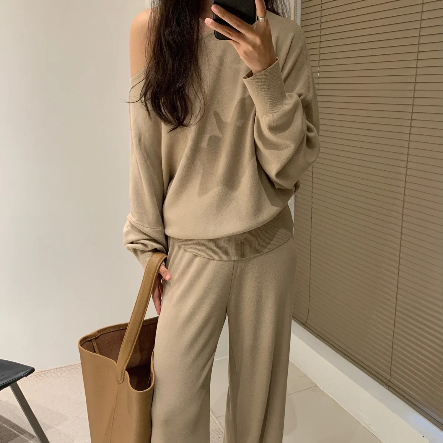 سلسلة شاي الربيع بكتف واحد ممتلئ الجسم وخفيف الوزن محبوك بنطال ذو قصة أرجل واسعة احترافي مكون من قطعتين أزياء نسائية #3