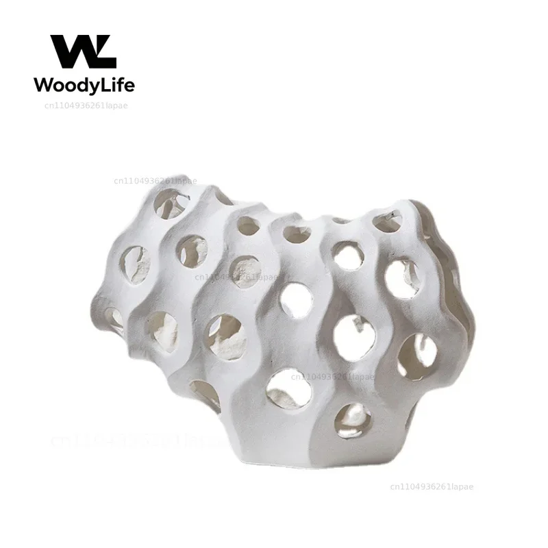 Resin Handicraft Hollow Coral Geometric Sculpture Sea Creature Statue Coralline Decorative Figurines Home Decoration Accessories