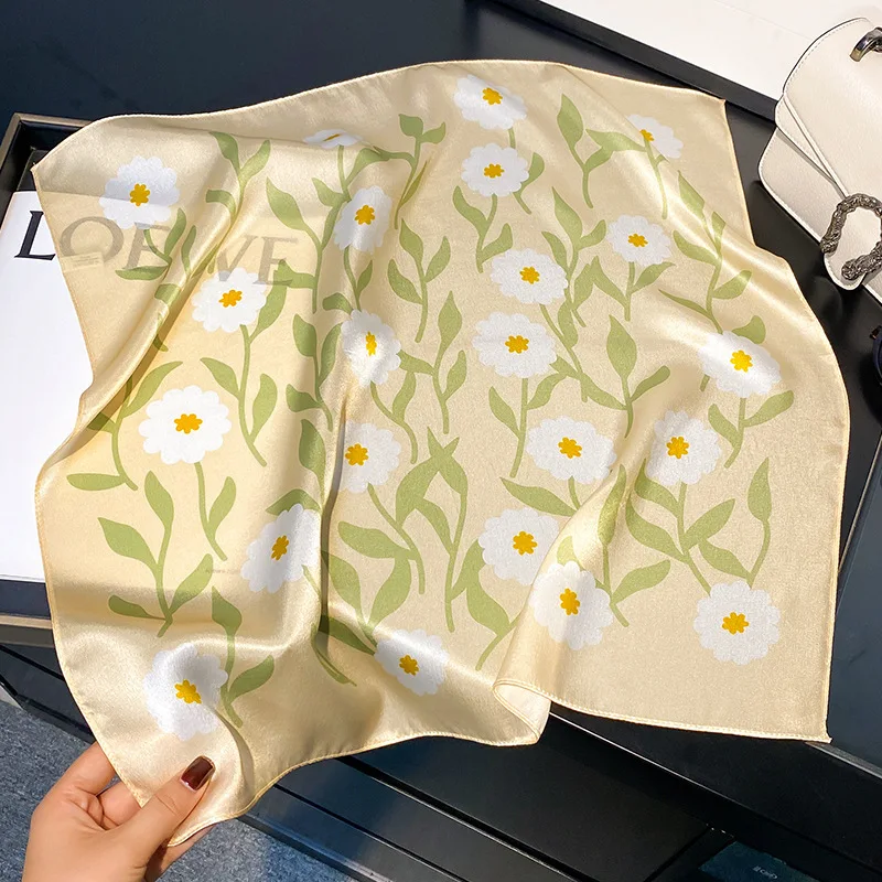 

2025 100% Silk Daisy Print Square Scarf Women 53cm Korean Style Spring Summer Bandana Neckerchief Bag Scarf Hair Tie Shawl