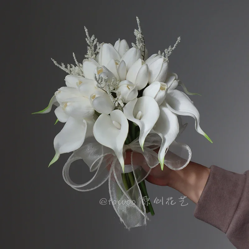 Realistic bouquet bride wedding simulation flower high-end tulip calla lily wedding photo certificate photo bouquet