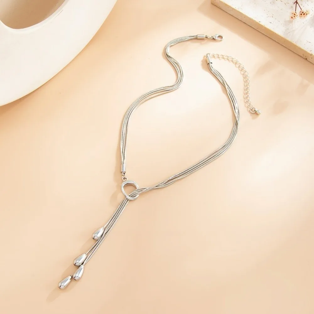 Smooth Surface Snake Chain Necklace Drop Outline Design Tassel Decor Y Shape Necklace Clean Form Structure Solid Metal Build
