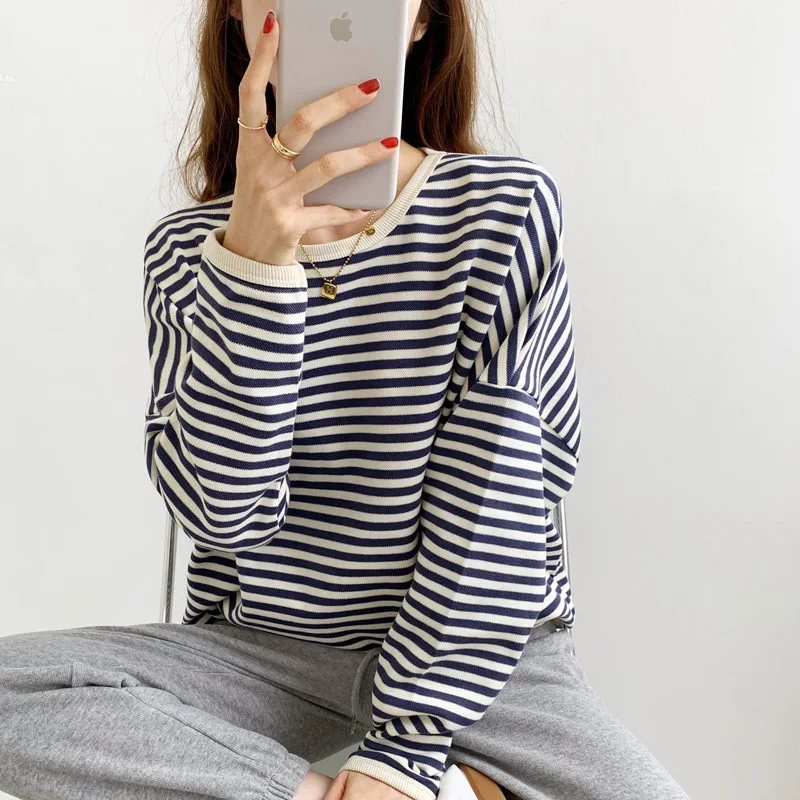 

Spring Autumn Thin Stripe Sweatshirt Women's Loose Lazy Style round Neck Top Korean Version Comfortable Casualwear