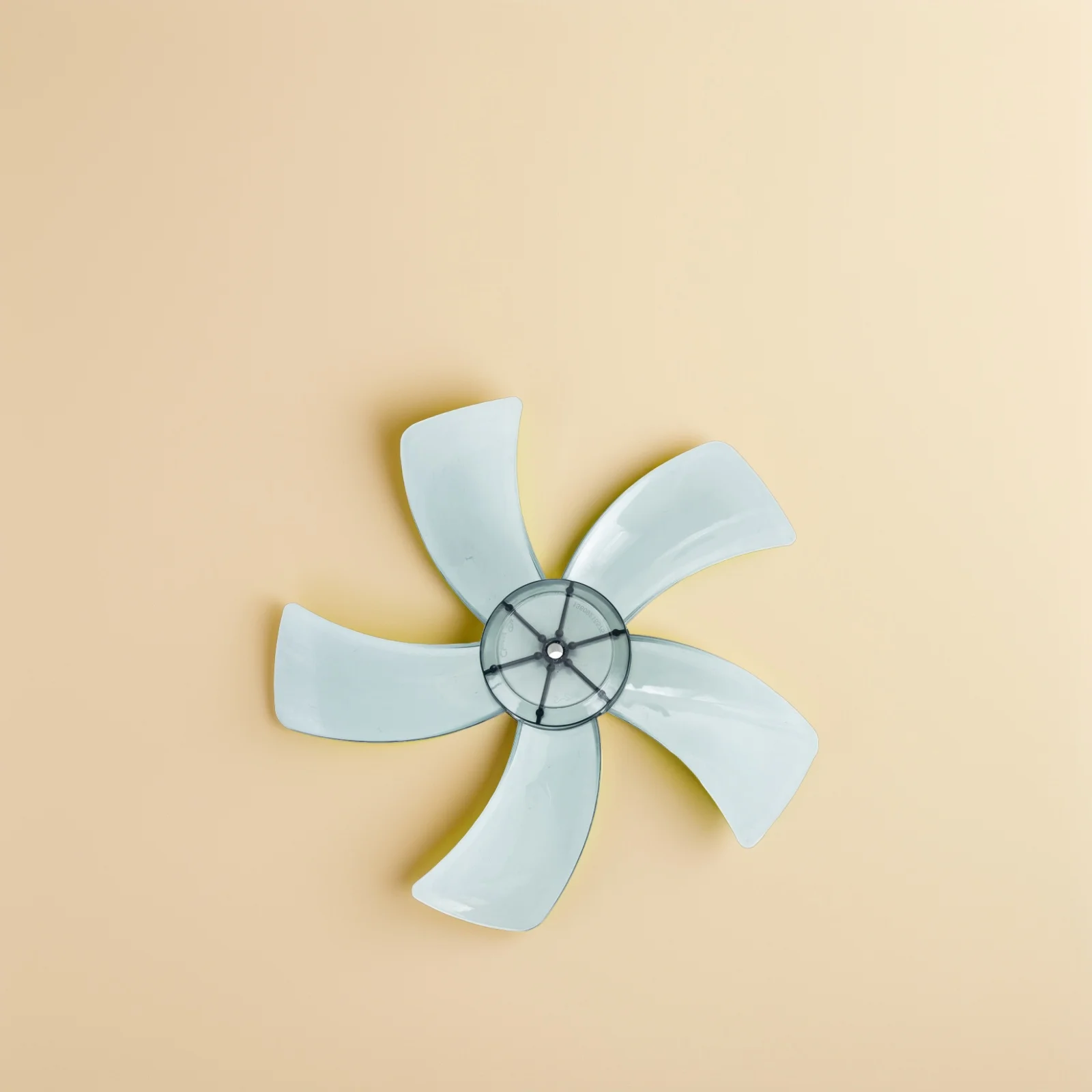 

1Set Plastic Fan Blades Replacement High Performance Silent 5-Blade Design for Standing Pedestal Table Fan
