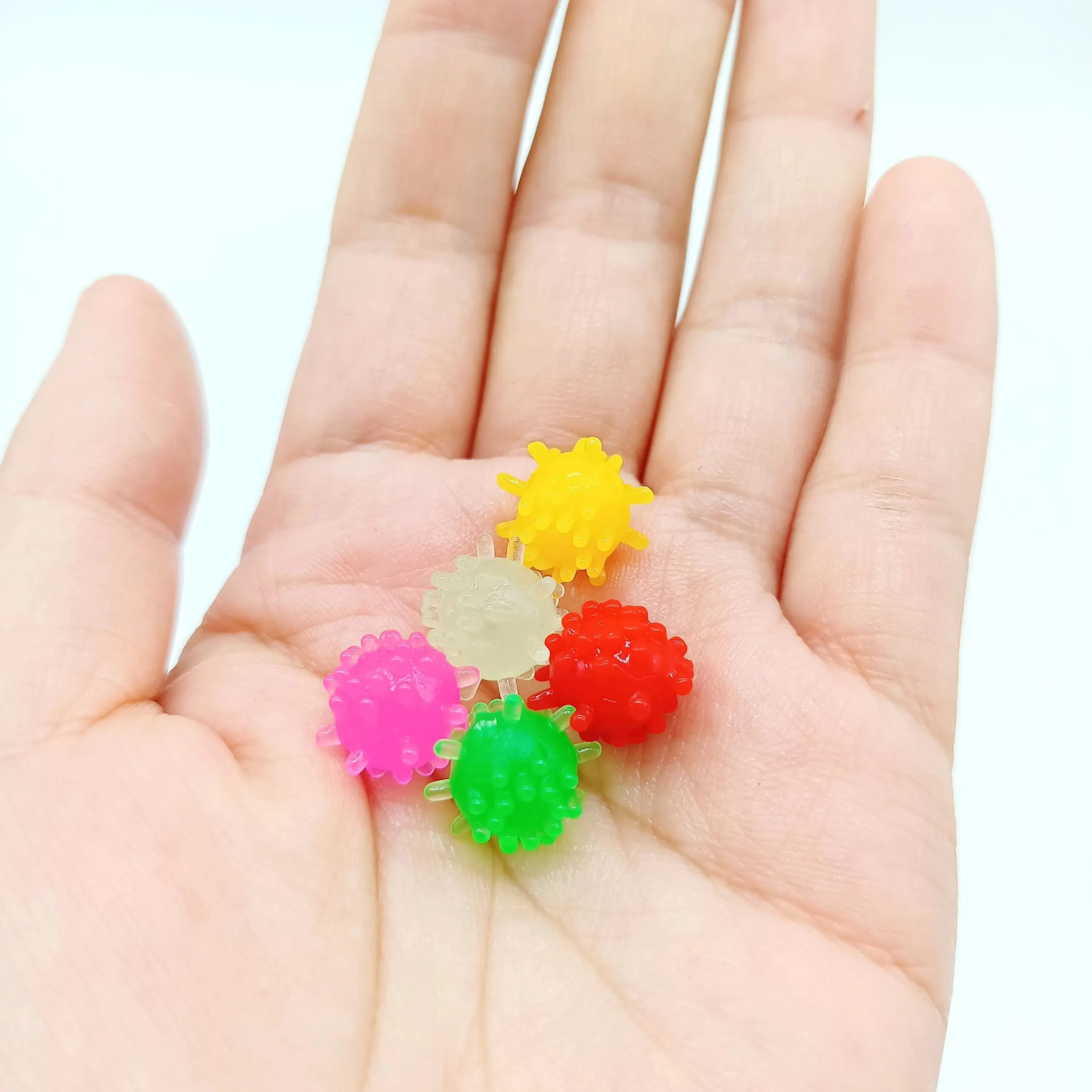 

20pcs Floating Spiky Ball Carp Bait, Corn Scent Pop Up Foam Balls for Rig Fishing，High Buoyancy,Elasticity