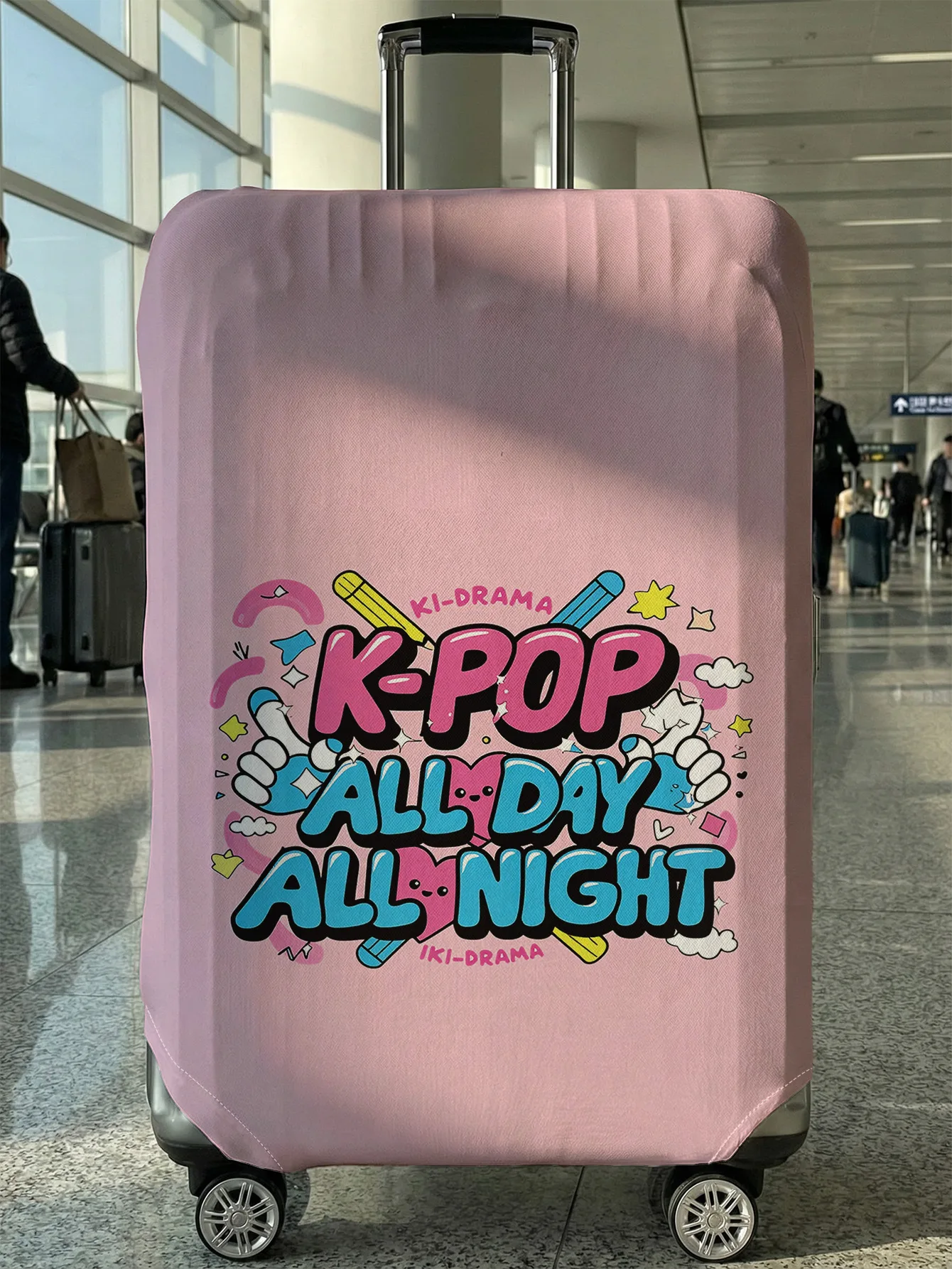 

Чехол для багажа K-POP ALL DAY ALL NIGHT с розовым фоном, подходит для чемоданов 18-32 дюймов, чехол на ручку чемодана, аксессуары для путешествий