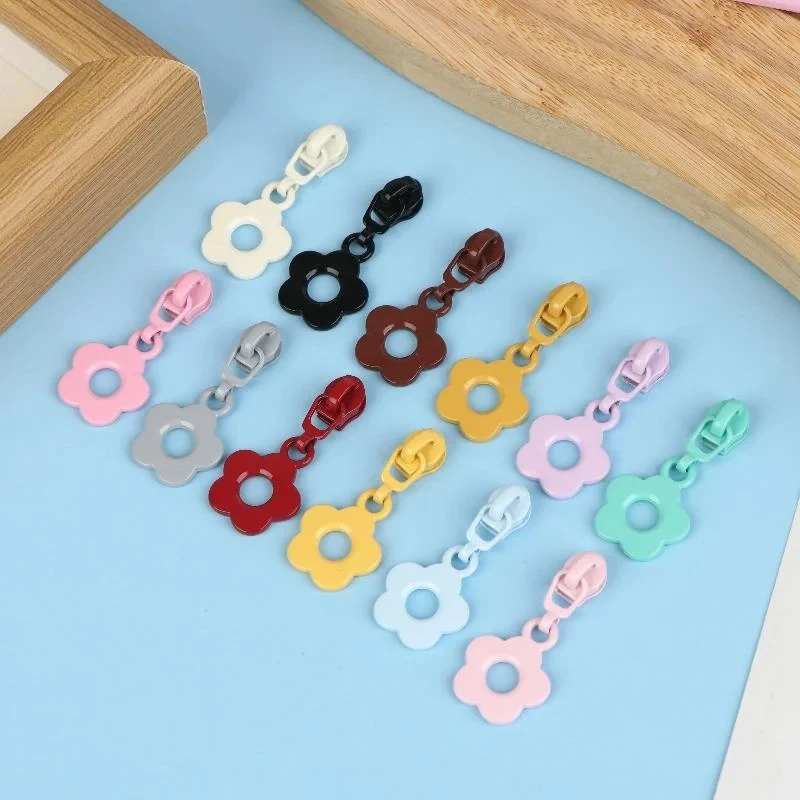 

Набор из 5 милых декоративных накладок на молнии в виде цветочков для домашнего шитья и замены нейлоновых молний # 3