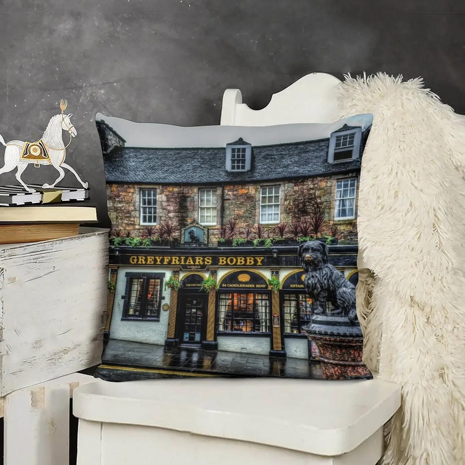 

Greyfriars Bobby Throw Pillow Luxury Living Room Decorative Cushions christmas supplies Sofa Covers For Living Room pillow