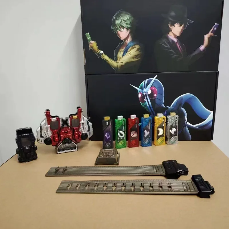يتحول سائق CSM Fengdu Detective Kamen Rider W المحلي ثنائي الركوب إلى حزام Jifeng Ace نموذج لجسم كألعاب هدايا