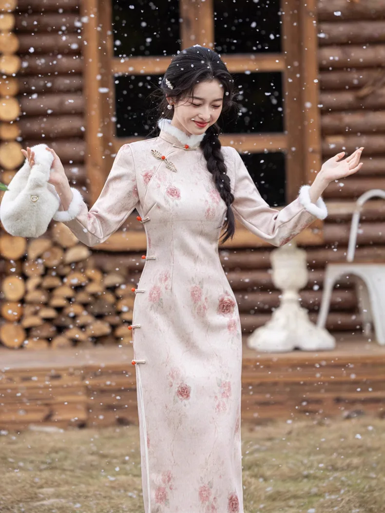 Long Sleeve Elegant Sweet Style Thickened Cheongsam Women' Winter Clothing Comfort Dress Chinese Tradtional Warm Clothes