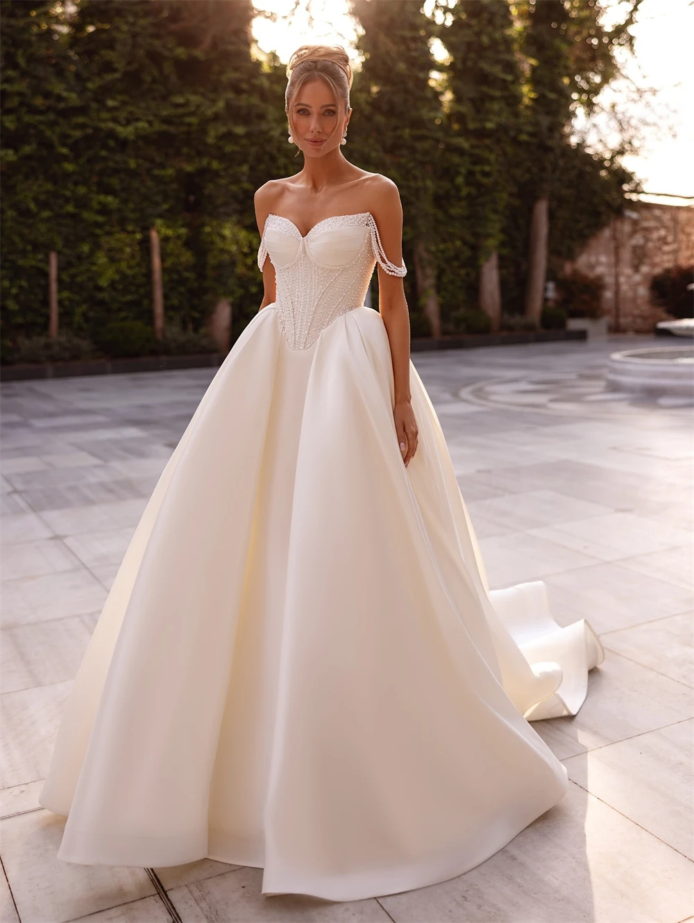 

Customized Elegant White Satin Wedding Dress Soft Sweetheart Off the Shoulder Bridal Gown Boho A-Line Court Train Robe de mariée