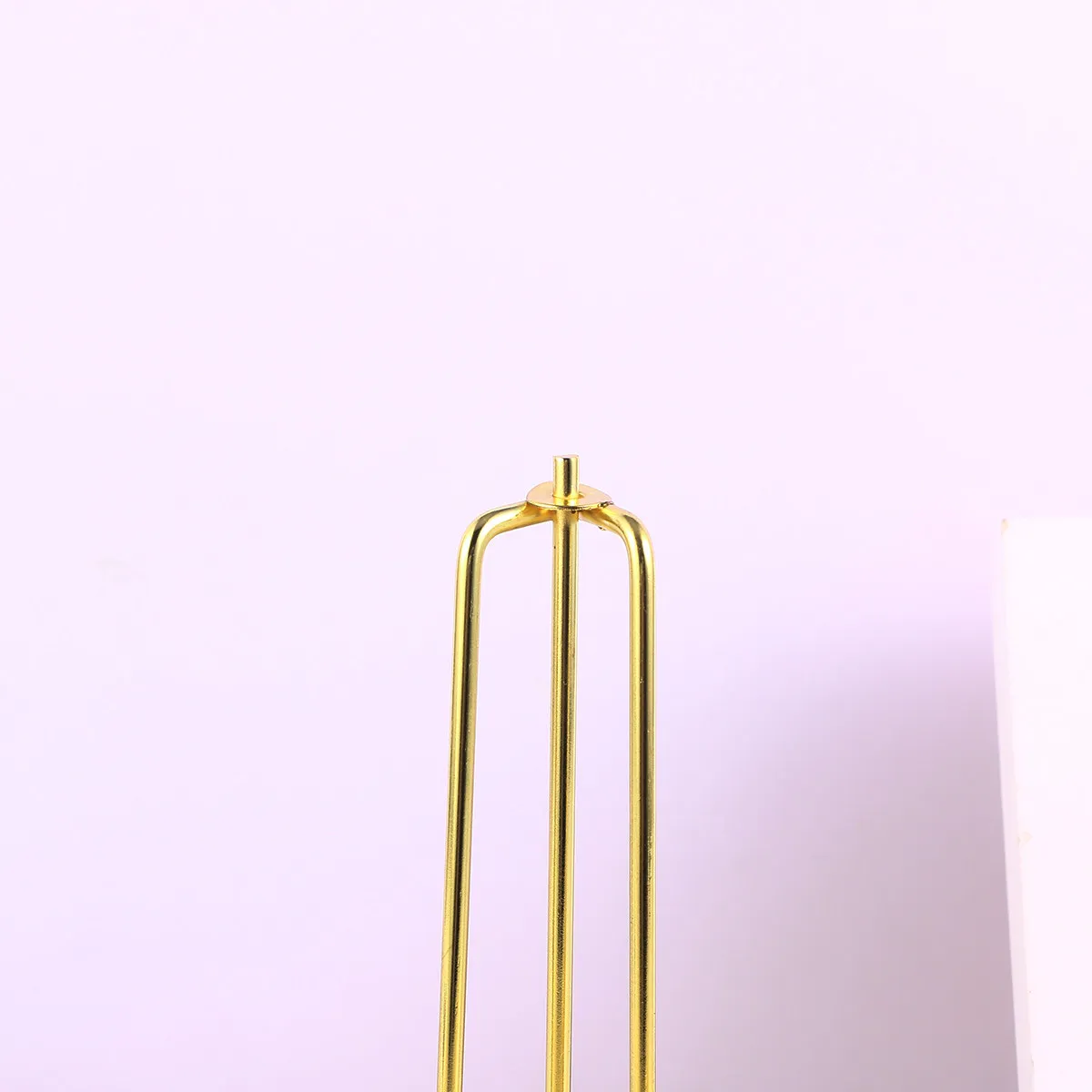 7 Inch Premium Iron Display Stand for Plates Dishes Pictures Books Desktop Home Decor Iron Easel Curved Leg Stylish Dish Holder