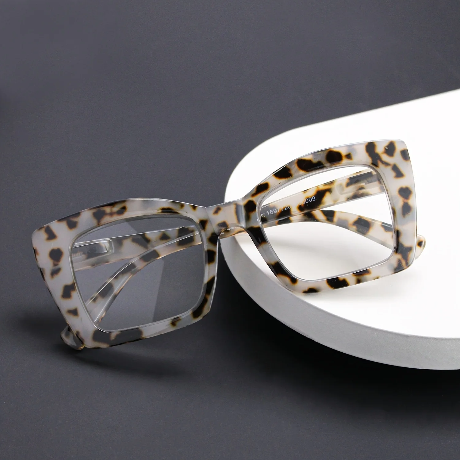 Printed Spring-Hinge Reading Glasses Set — product information 9