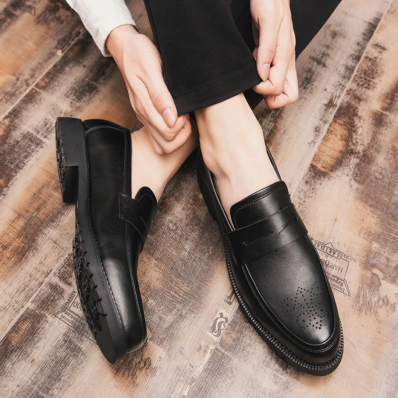 Fashionable British Men\'s Trendy Shoes Classic Brown Men\'s Low Cut Loafers Versatile Business Commuting Shoes Elegant Work Shoes