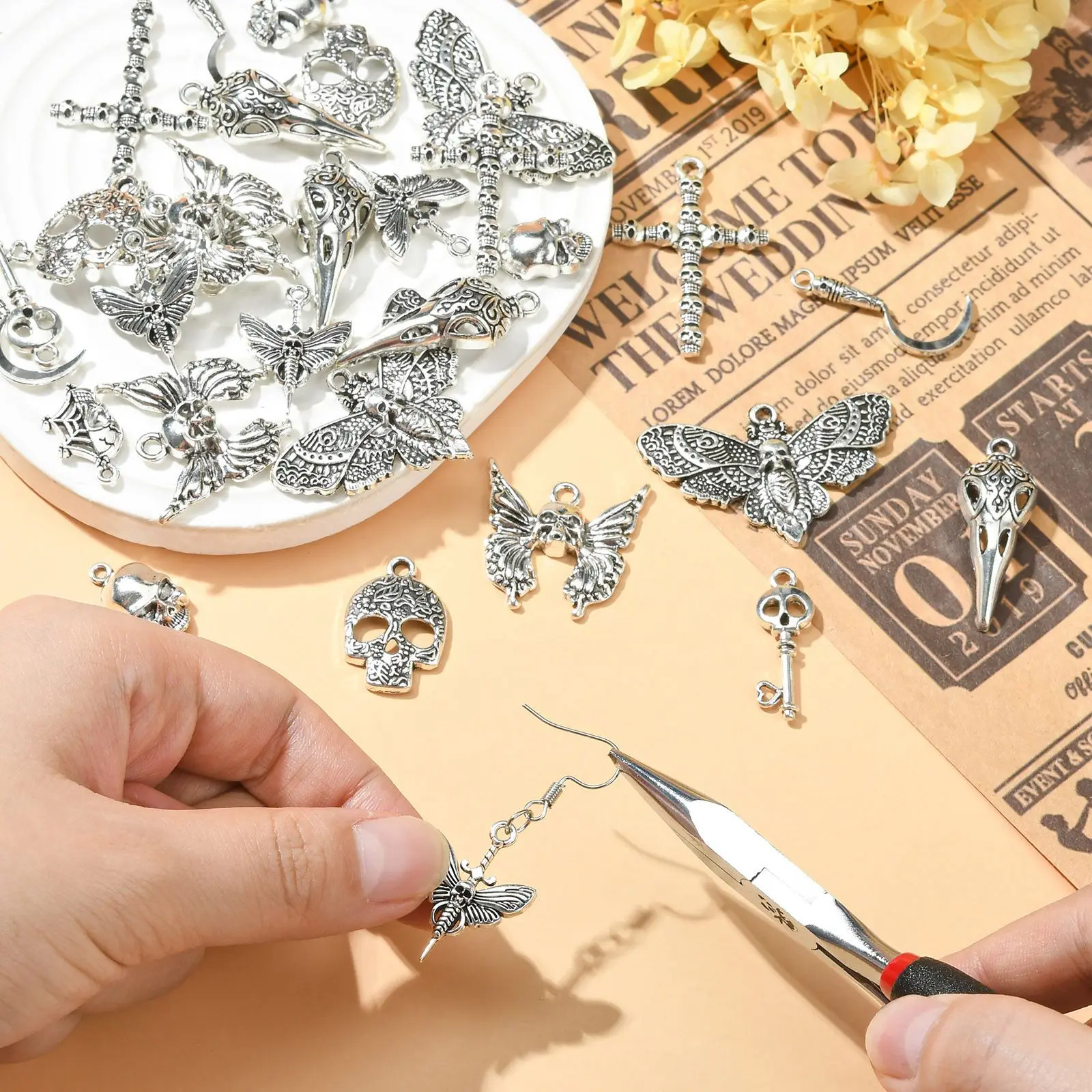 Pandahall 50Pcs 10 Styles Tibetan Halloween Charms Vintage Skull Head Butterfly Key Cross Charms for Jewelry Making Accessories