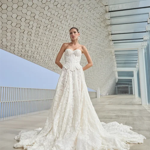 فساتين الزفاف