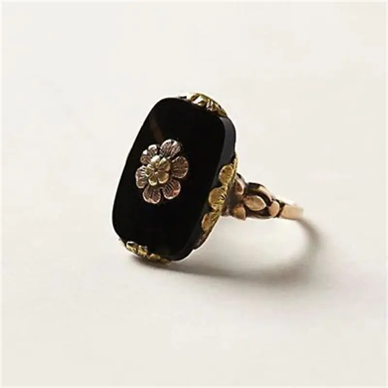 ORZTOON 2024 New Fashion Retro Gold Color Inlaid Black Stone Carve Flower Ring For Women Elegant Party Customized Jewelry