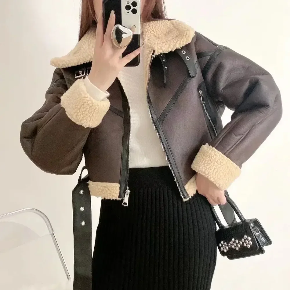 Thick Warm Sheepskin Coat Belt Moto Biker Outwear Winter Women Streetwear Pu Leather Jacket Faux Lamb Leather Fur Short Jacket