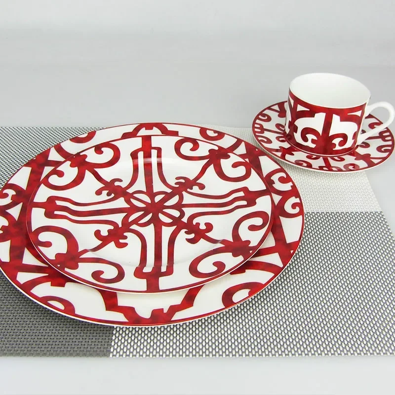 Cutlery Set Bone China Dinner Plate Spanish Red Dish Art Design Dinnerware Romantic Home Kitchen Full Set Of Tableware