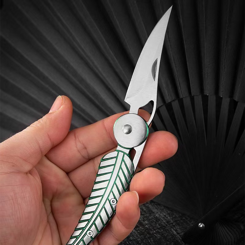 2025 new Outdoor creative leaf folding knife, EDC mini sharp folding knife, portable unboxing knife, stainless steel portable
